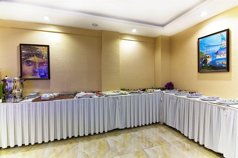 Pelikan Hotel Istanbul Exterior photo